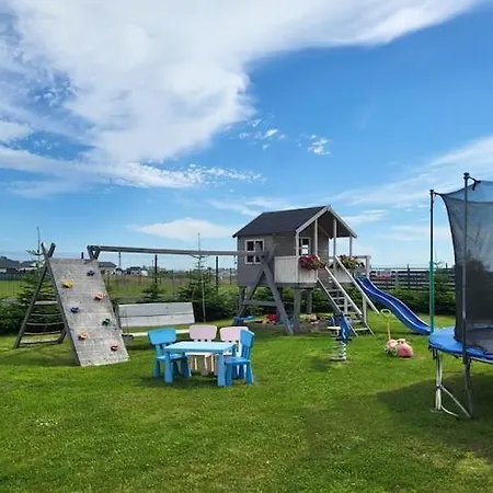 Comfortable Apartment, 5 Bedrooms, Summer Pool * Gąski