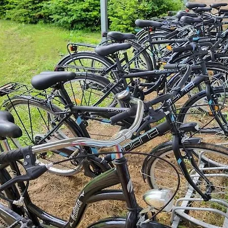 Comfortable Apartment, 5 Bedrooms, Summer Pool Apartman Gąski