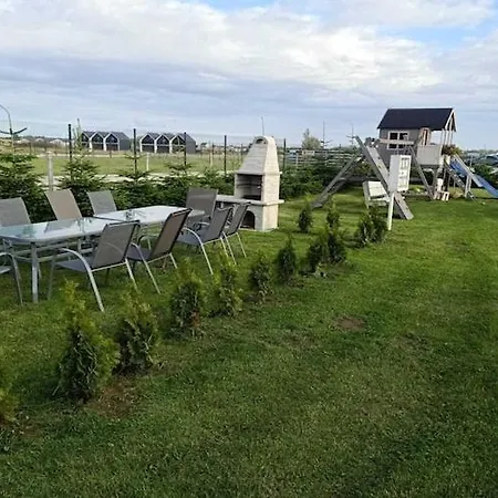 Comfortable Apartment, 5 Bedrooms, Summer Pool