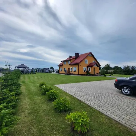Apartamento Comfortable Apartment, 5 Bedrooms, Summer Pool Gąski