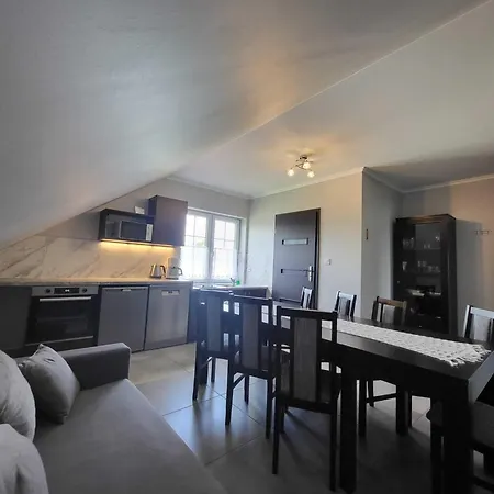 Comfortable Apartment, 5 Bedrooms, Summer Pool Apartamento *